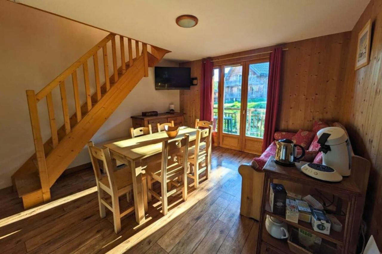 Chalet Moeki Acces Piscine Sauna Les Déserts Exteriör bild